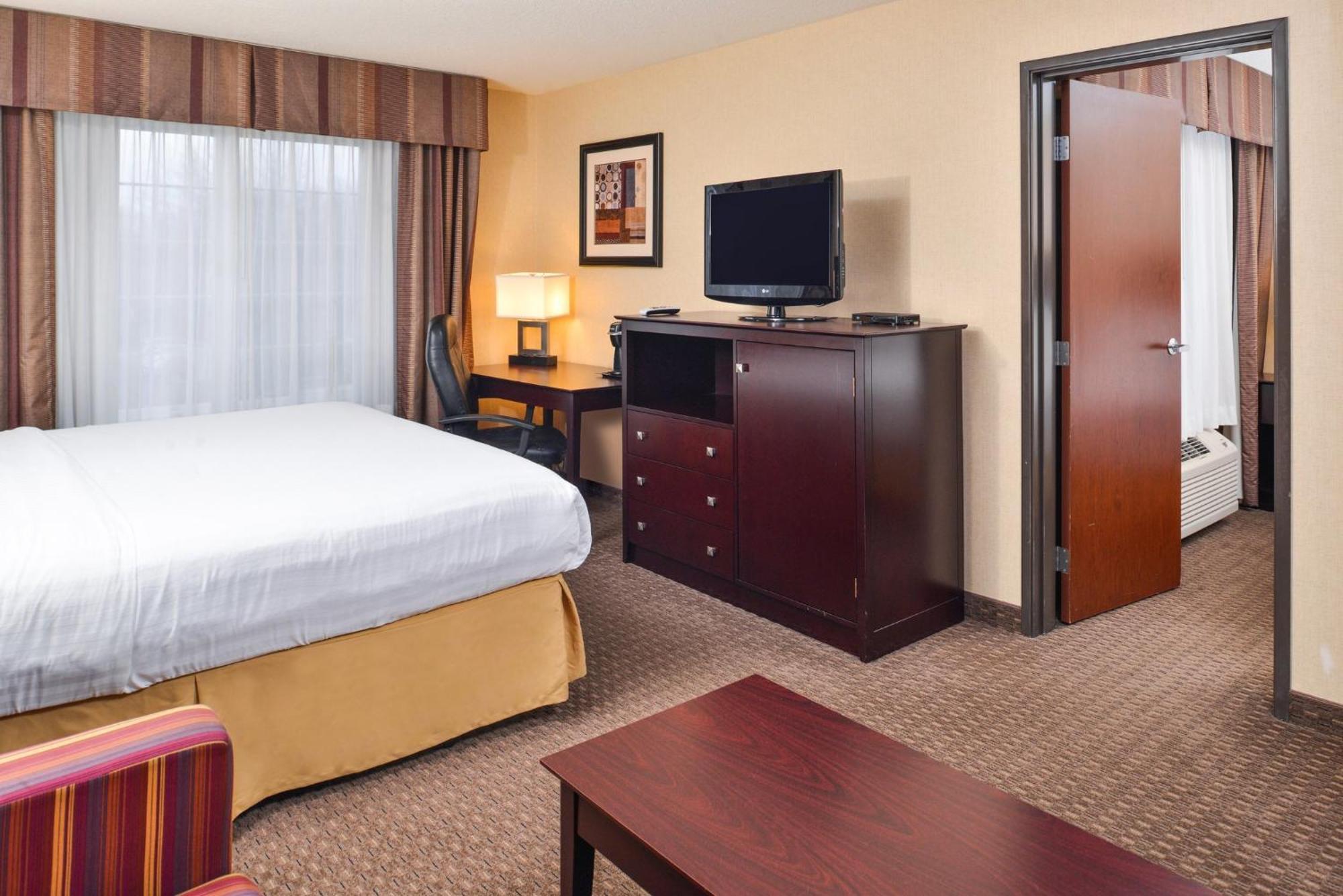 Holiday Inn Express Hotel & Suites Portland - Jantzen Beach By Ihg Экстерьер фото