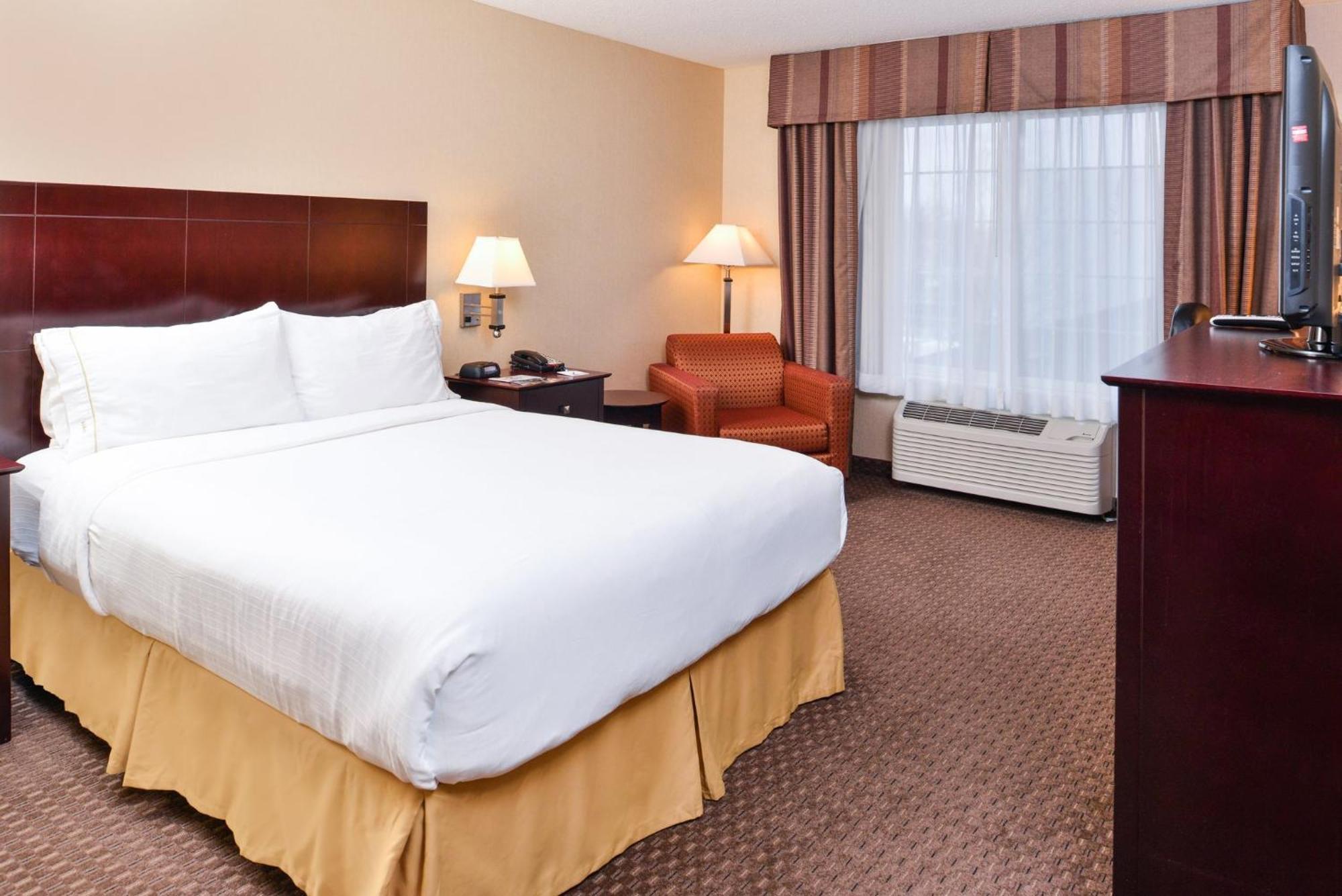Holiday Inn Express Hotel & Suites Portland - Jantzen Beach By Ihg Экстерьер фото