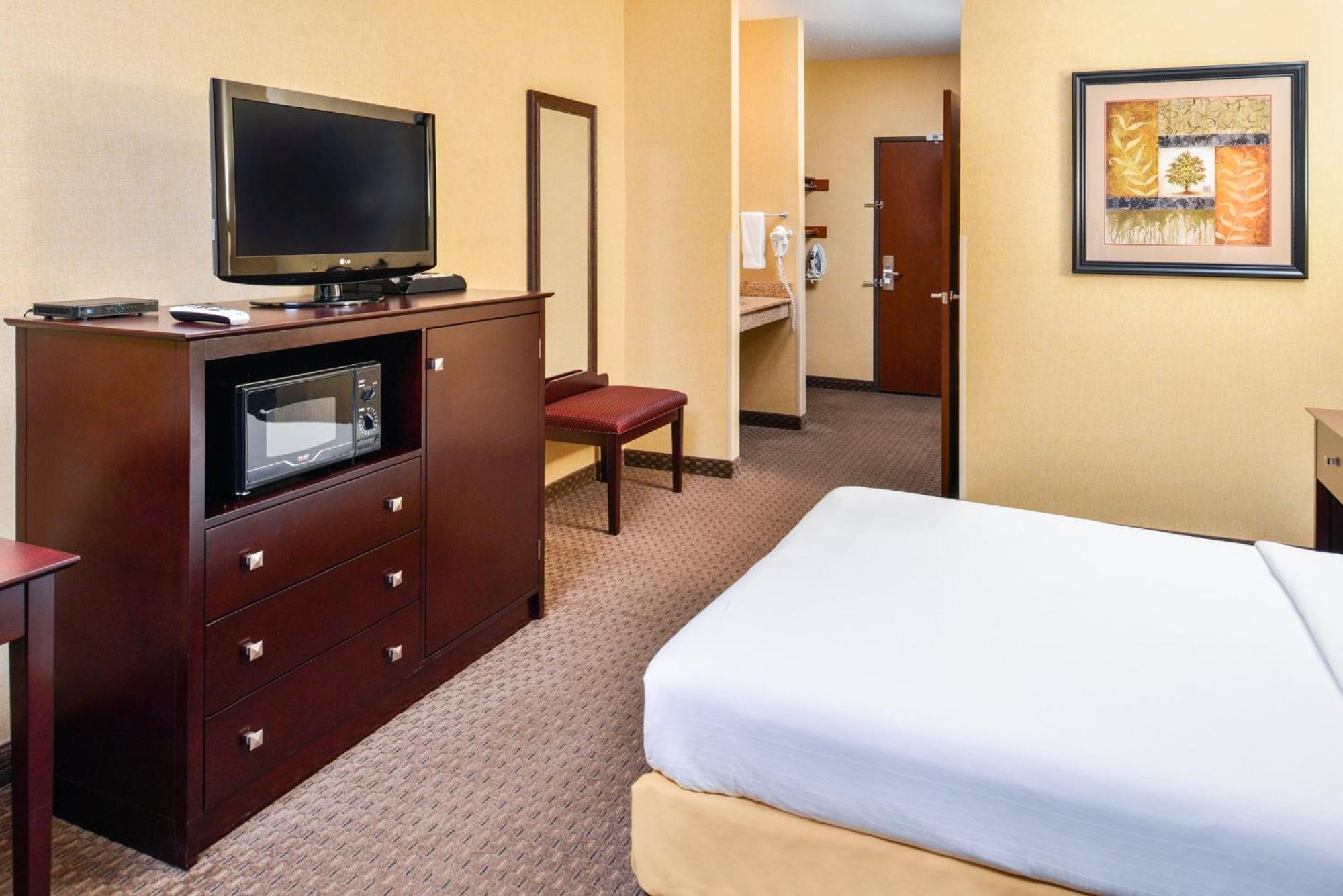 Holiday Inn Express Hotel & Suites Portland - Jantzen Beach By Ihg Экстерьер фото